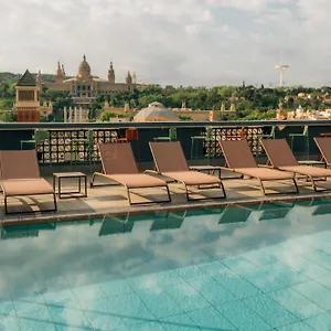 Catalonia Plaza מלון