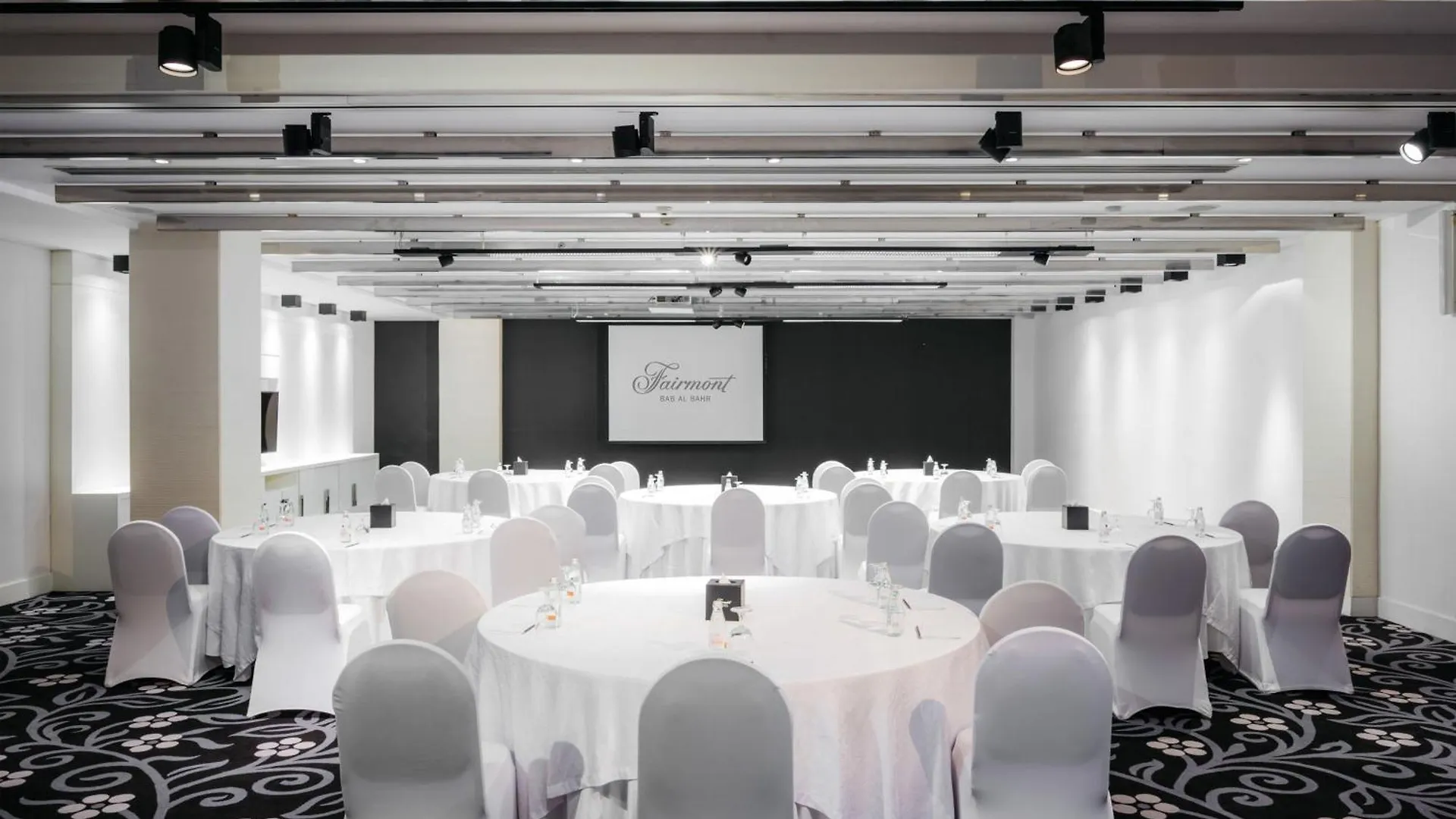 מלון אבו דאבי Fairmont Bab Al Bahr אתר נופש