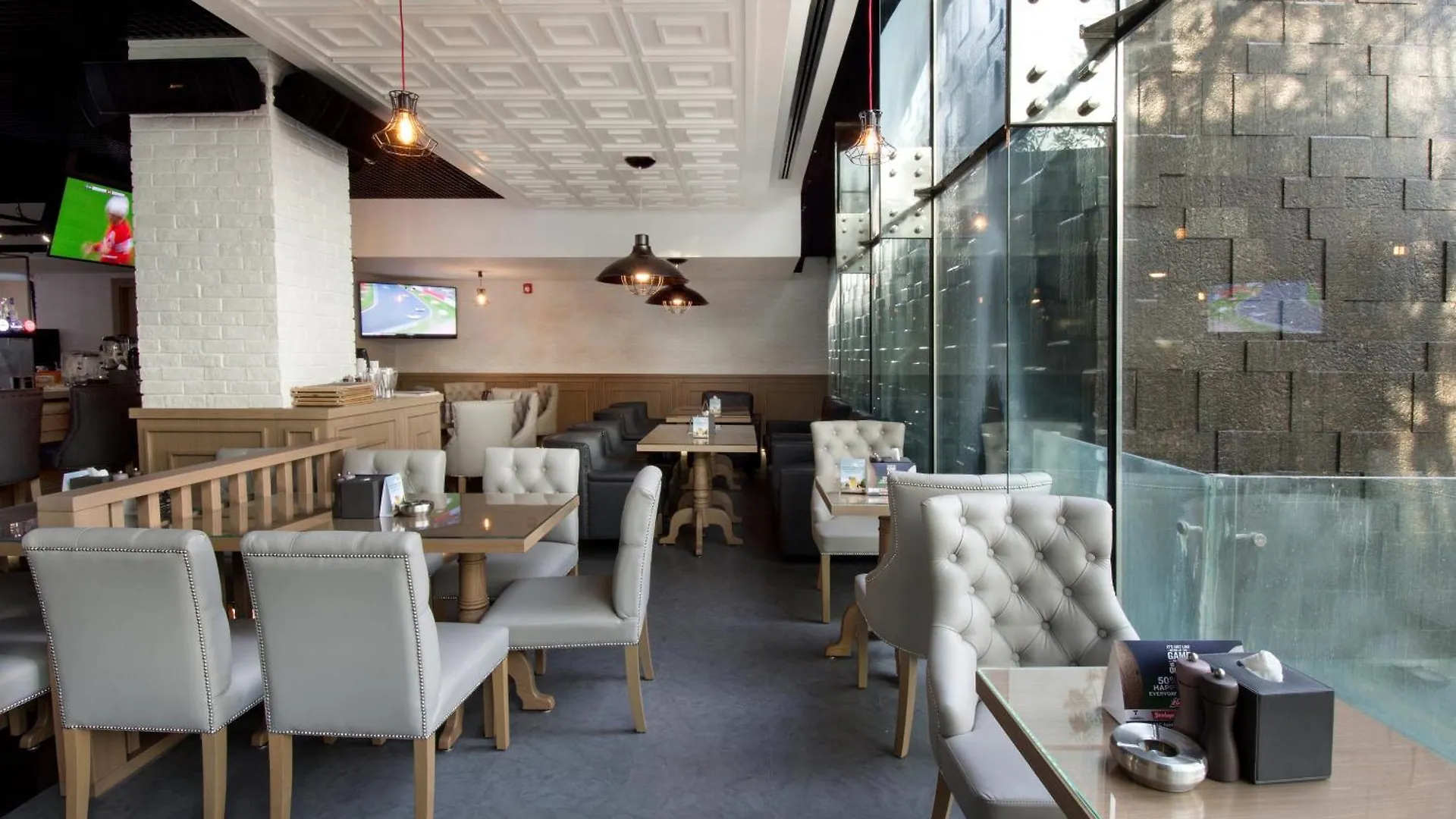 ***** אתר נופש מלון אבו דאבי Fairmont Bab Al Bahr איחוד האמירויות הערביות